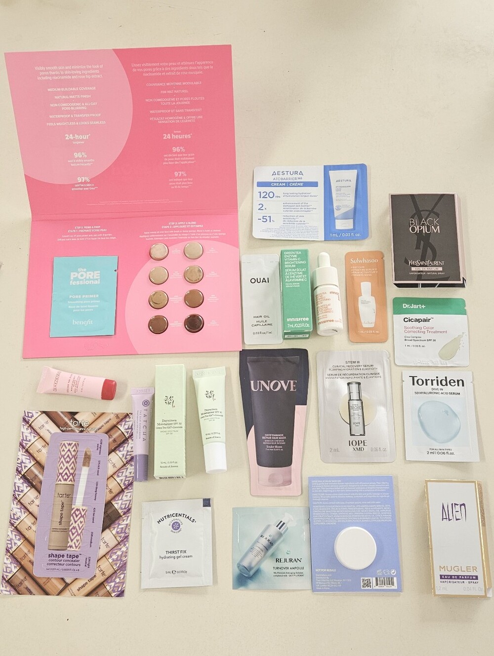 x19 Skincare Makeup Bundle Serum Cream Moisturizer Sun Screen SPF 50 Sulwhasoo